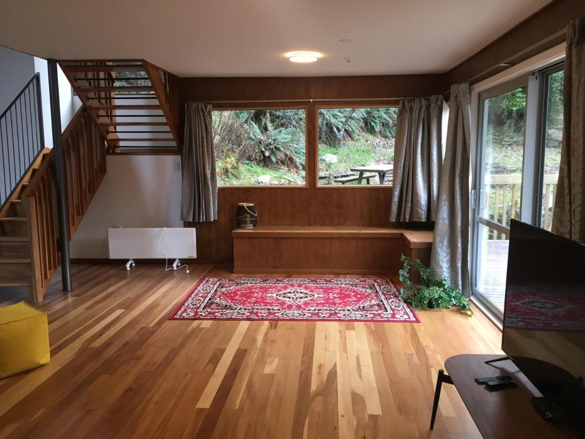 Mountain Creek Vacation Hotel Queenstown Bagian luar foto